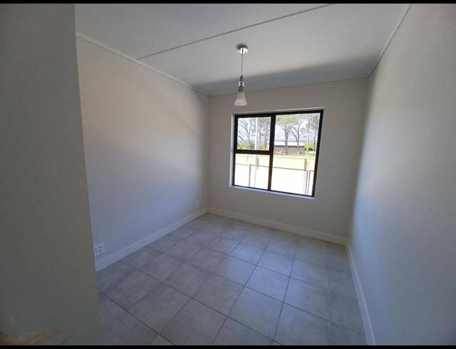 1 BEDROOM PROPERTY TO RENT IN GREENBAY ECO ESTATE